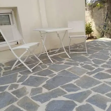 Cozy Lagonisi *