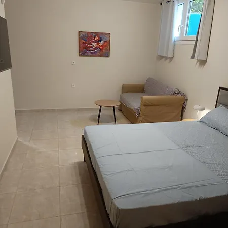 Cozy Lagonisi *